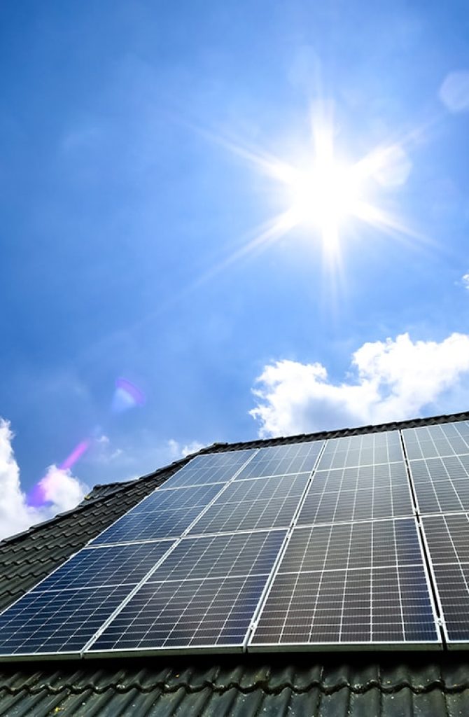 L’energia del sole diventa parte della tua casa, alimentando ogni gesto con efficienza e armonia.